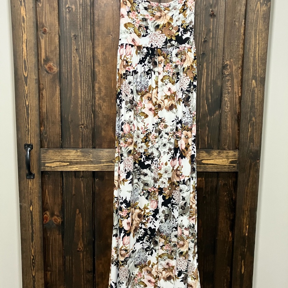 Vibe Floral Print Maxi Dress